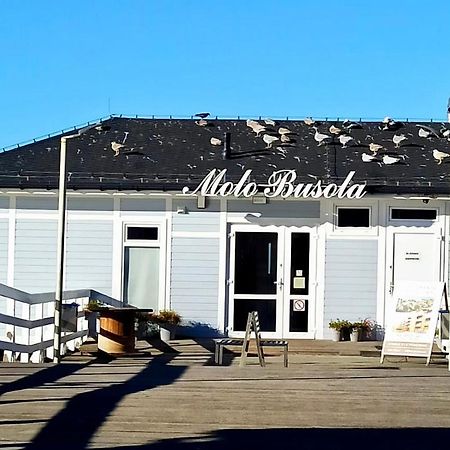 Celebryta - Apartament Lägenhet Ustronie Morskie Exteriör bild