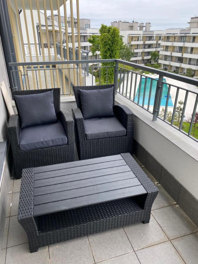 Celebryta - Apartament Lägenhet Ustronie Morskie Exteriör bild