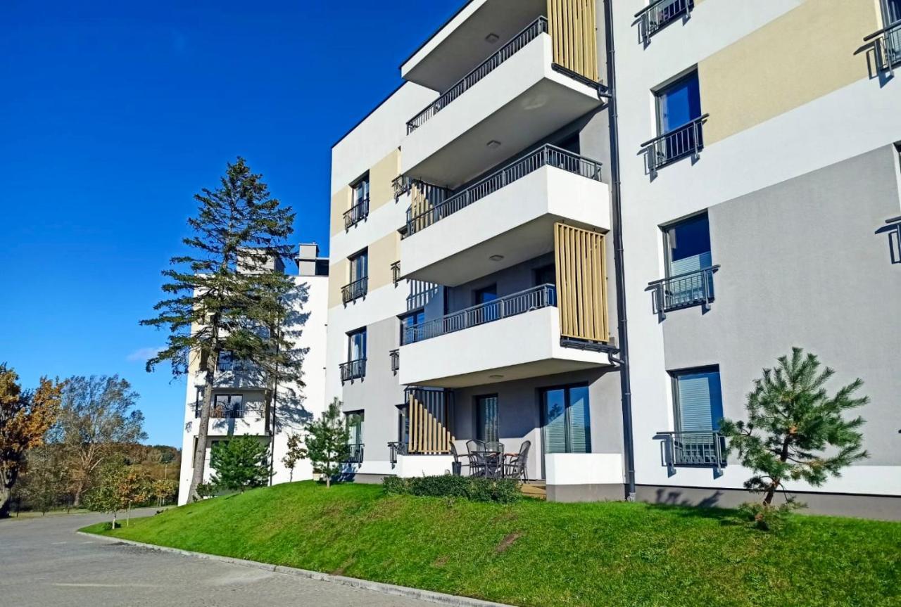 Celebryta - Apartament Lägenhet Ustronie Morskie Exteriör bild