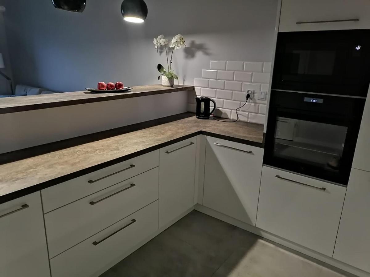 Celebryta - Apartament Lägenhet Ustronie Morskie Exteriör bild