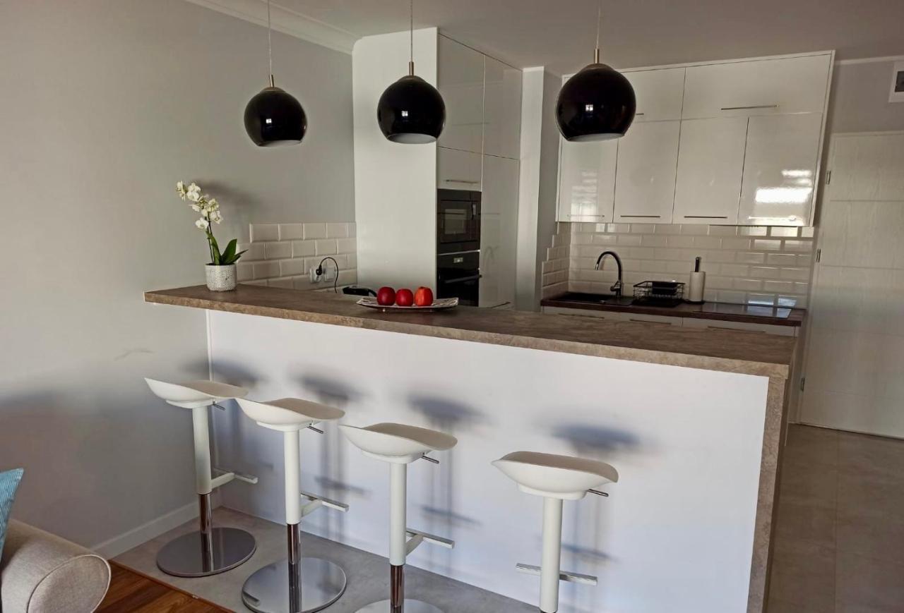 Celebryta - Apartament Lägenhet Ustronie Morskie Exteriör bild
