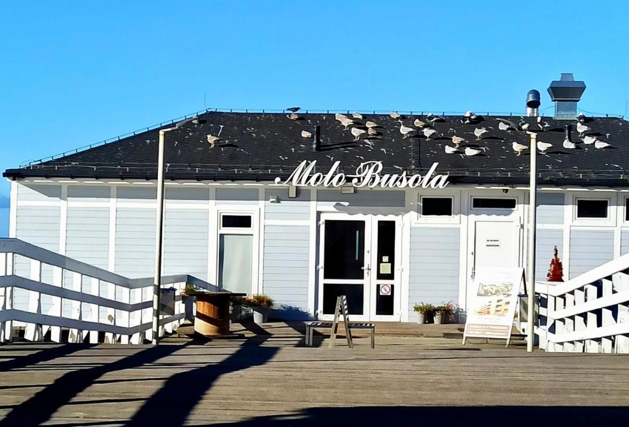 Celebryta - Apartament Lägenhet Ustronie Morskie Exteriör bild
